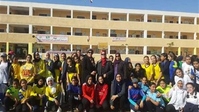 المجمع التعليمي والهيئة..تحصد الجوائز الأولي في السباحة وكرة اليد بالإسماعيلية