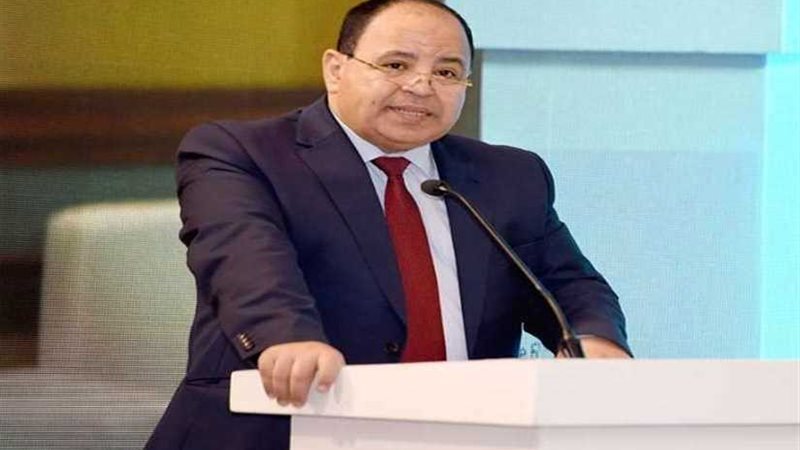 موجز الرابعة.. وزير