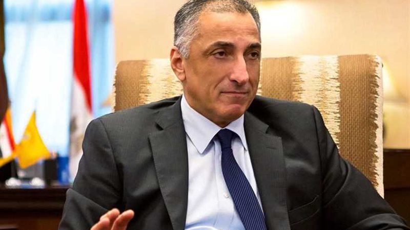 الرقابة المالية تكرم