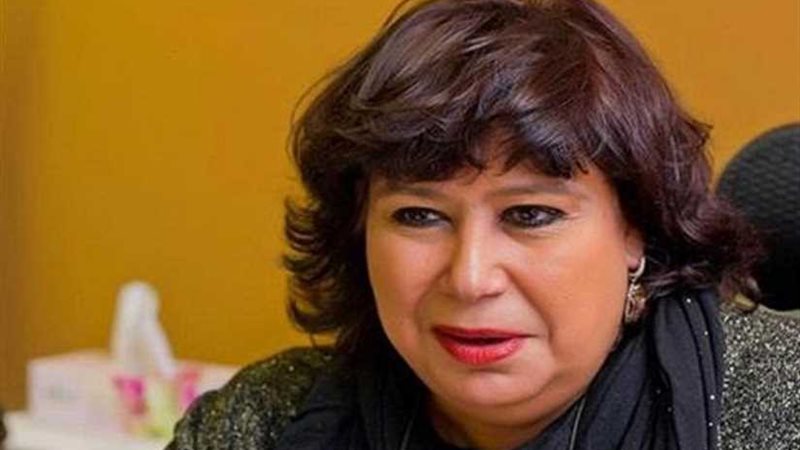 وزير الثقافة أمام