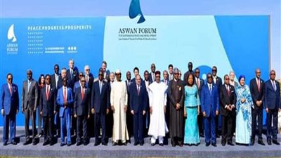 سياسيون: منتدى أسوان منصة لعرض تحديات القارة والتوصل لحلول شاملة وعادلة لها