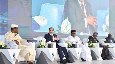 السيسي لقادة إفريقيا: مصر مستعدة لنقل تجربتها في الحفاظ على الأمن والاستقرار بالتوازي مع تحقيق التنمية