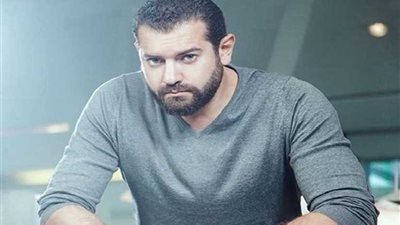 عمرو يوسف يوجه رسالة حول خطورة التنمر