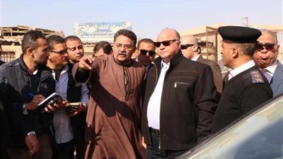 إيقاف مدير إسكان ومدير نظافة حلوان عن العمل