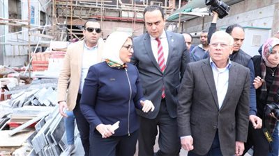 وزيرة الصحة تتفقد مستشفى المبرة ببورسعيد