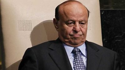 الرئيس اليمني يؤكد حرصه على تنفيذ اتفاق الرياض من منطلق مسئولية حقن الدماء