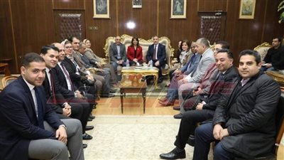 محافظ المنوفية يستقبل وفد البنك الأهلي لافتتاح تطوير الرسمية للغات