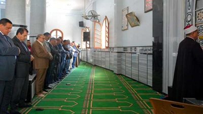 اللواء هشام آمنة يفتتح مسجد الغرياني بكفر الدوار