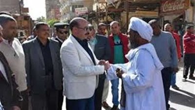 لجنة لمراجعة تراخيص المحلات والبازارات السياحية في مدينة أسوان