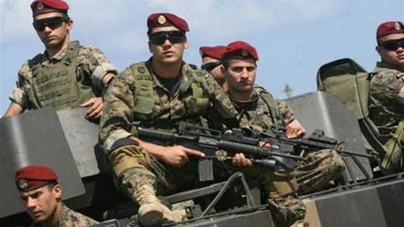 إحالة 12 إرهابيا