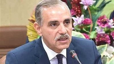 محافظ كفرالشيخ يبحث مع مدير 