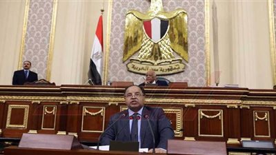 وزير المالية أمام 