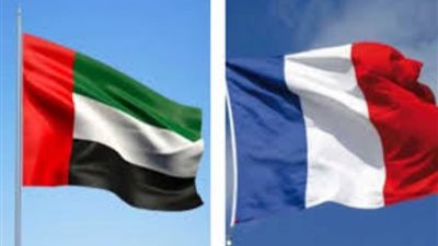 الإمارات وفرنسا تبحثان العلاقات الثنائية