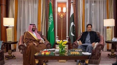 ولي العهد السعودي يبحث مع رئيس الوزراء الباكستاني التطورات الإقليمية والدولية