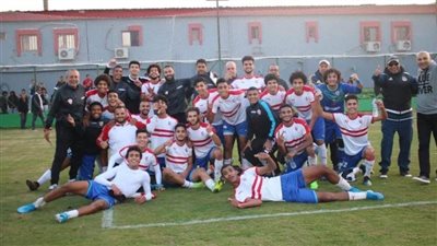 لاعبو الزمالك يدخلون دورات المياه في 