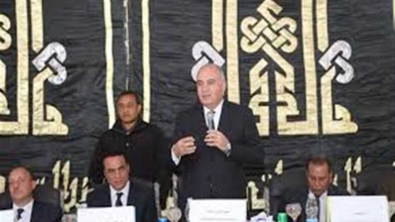 محافظ قنا ومدير أمن