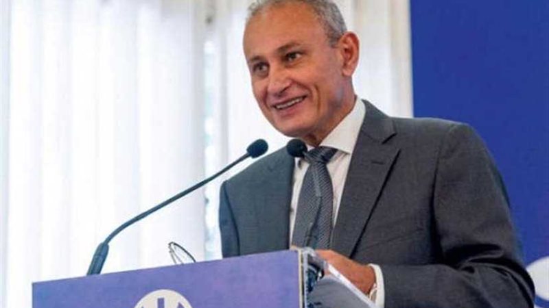 السفير ناصر كامل: