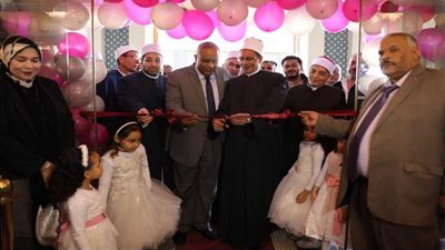 وكيل الأزهر يفتتح المعرض الفني الأول للموهوبين والمبتكرين