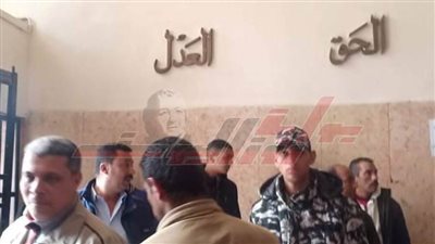 وصول شهود العيان لمحكمة شبين الكوم في مقتل شهيد الشهامة