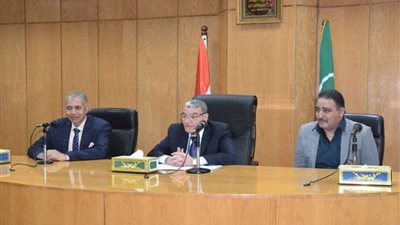 محافظ المنيا يكرم أبطال 