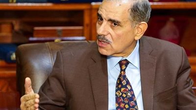 محافظ كفرالشيخ يتفقد أقسام مستشفي العبور للتأمين الصحي