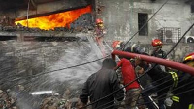 مصرع 10 عمال في حريق مصنع ببنجلاديش