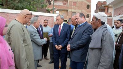 محافظ القليوبية يتفقد المشروعات الخدمية بطوخ