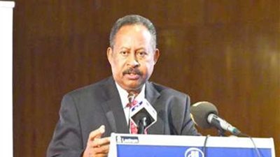 رئيس وزراء السودان يؤكد أن السلام أهم أولويات حكومته