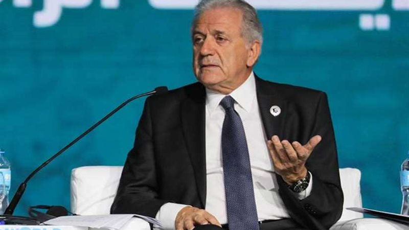 مشاركون بمنتدى شرم