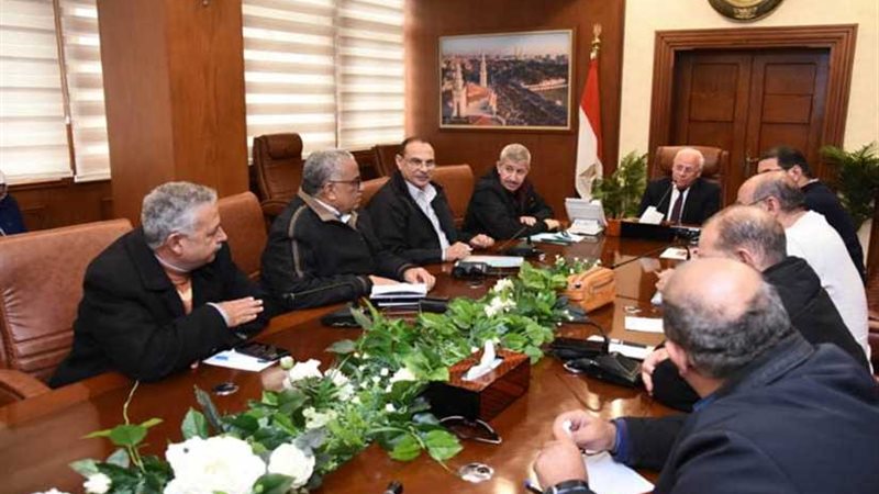 محافظ بورسعيد يتابع