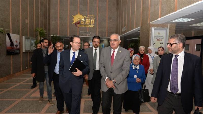 جولة السفير بمركز