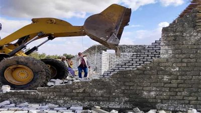 الإسماعيلية تواصل تنفيذ الموجة الرابعة عشر لإزالة التعديات على الأراضي الزراعية وأملاك الدولة