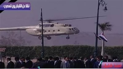 لحظة وصول جثمان مبارك إلى مسجد المشير (فيديو)