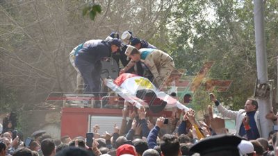 تشييع جثمان شهيد سيناء بمسقط رأسه بالدقهلية