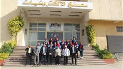 شباب جامعة القاهرة في زيارة لمصنع الإلكترونيات التابع للهيئة العربية للتصنيع