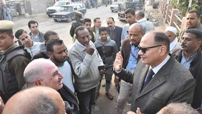 محافظ أسيوط يشكل لجنة لفحص وتحليل مياه الشرب بقرية بصرة بالفتح
