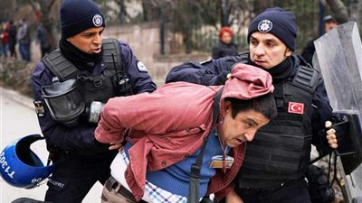 الشرطة التركية تنفذ حملة اعتقالات جديدة تطال 181 شخصا
