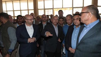 محافظ بني سويف يستقبل وزير النقل بورش كوم أبوراضي