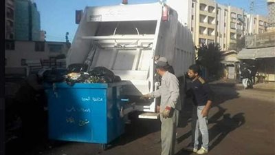 رفع 938 طنا من تراكمات القمامة في حملة لرفع كفاءة النظافة بالبحيرة