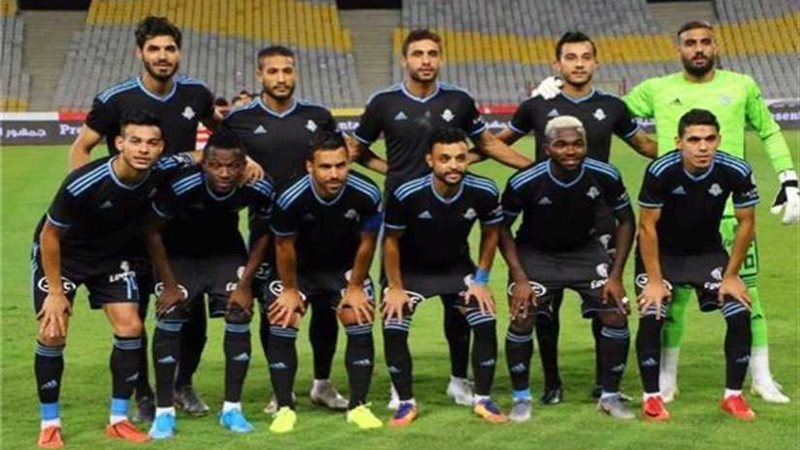 قائمة بيراميدز لمواجهة