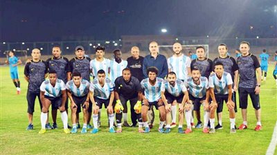 هشام يكن يضم 20 لاعبا بقائمة إيروسبورت في انطلاقته الأولى بالدوري