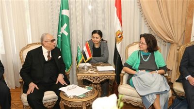 أبو شقة  يلتقي مندوبة الاتحاد الأوروبي