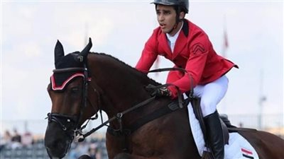 محمد طاهر يتوج بذهبية بطولة الفروسية بالإمارات