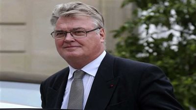 فرنسا تعين سياسيا جديدا لدراسة إصلاحات المعاشات خلفا للقيصر جان بول ديليفوي