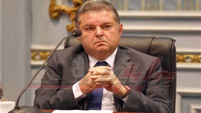 وزير قطاع الأعمال: مستعدون للتعاون مع الشركات الإيطالية في مجال النقل