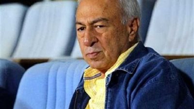 رئيس الإسماعيلي يحفز اللاعبين قبيل مواجهة الأهلي بالدوري الممتاز