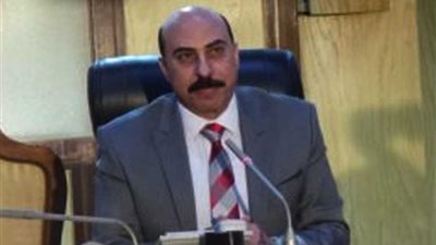 محافظ أسوان يفتتح معرض المخترع الصغير للطلاب