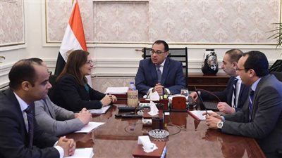 رئيس الوزراء يستعرض مستهدفات الخطة الاستثمارية الجديدة للعام المالي 2020/ 2021