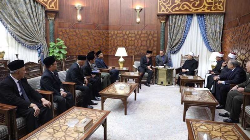 مسؤول ماليزي: الأزهر