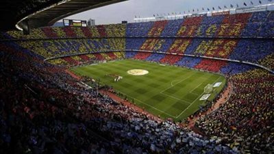 قبل إنطلاق الكلاسيكو.. الجماهير تتوافد على ملعب 